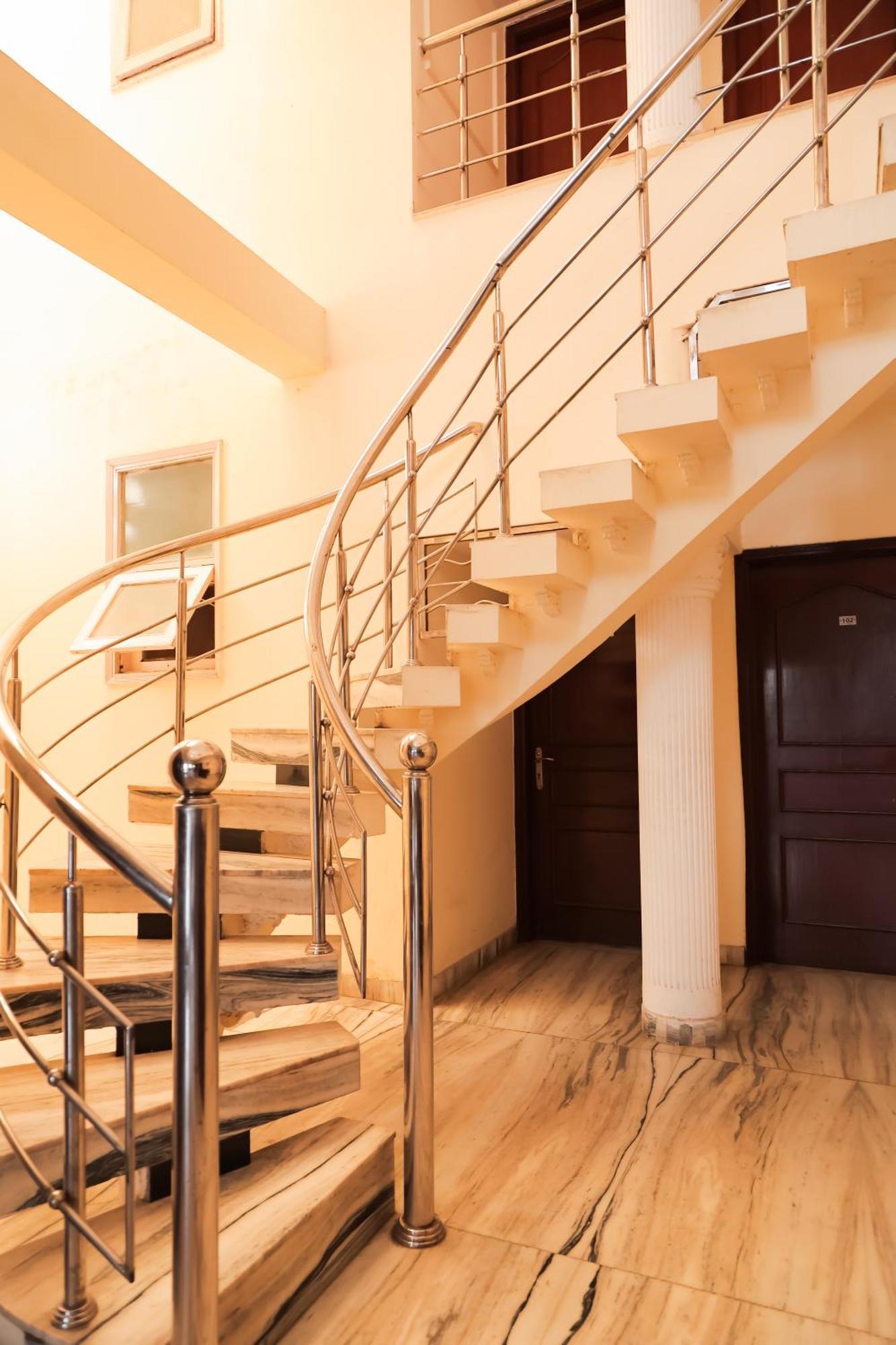 Hotel Green Villa - Near Anand Vihar Station นิวเดลี ภายนอก รูปภาพ
